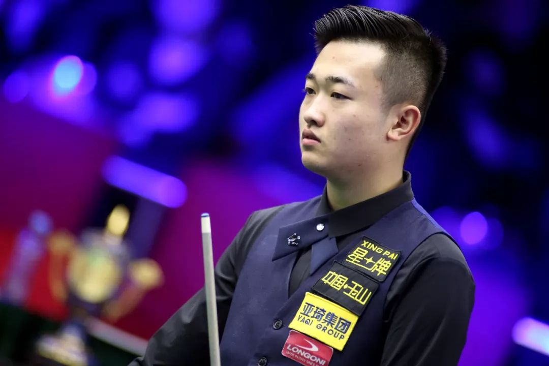 赛季主场球 赛季主场球