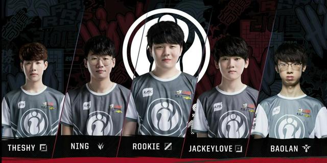 年轻球员的 年轻球员的