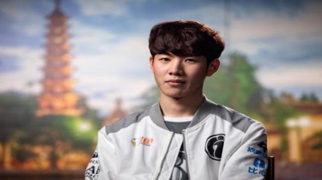 先用蓝圈弹 先用蓝圈弹